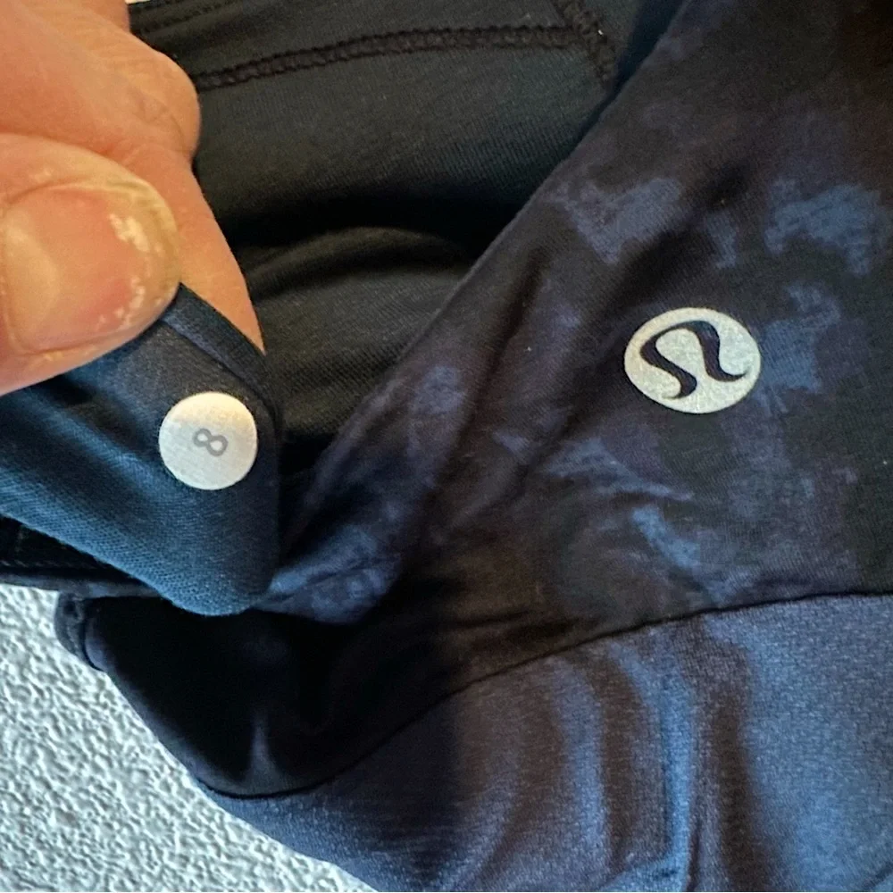 LULULEMON Yeah Yoga Tank Baroque Inkwell Blue/Black - Sz. 8   •EUC• - Picture 5 of 5